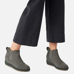 Sorel Evie II Suede Leather Boots - women’s 8 - waterproof - NEW